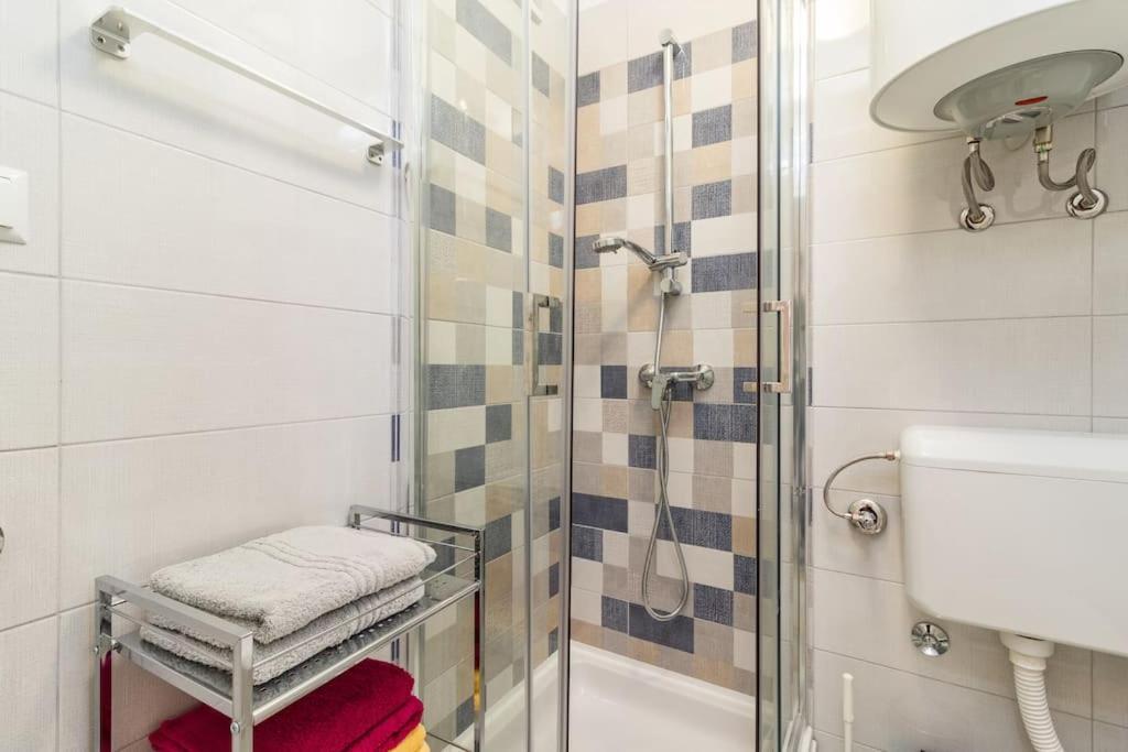 Apartman Quirky Arena With Parking Pula